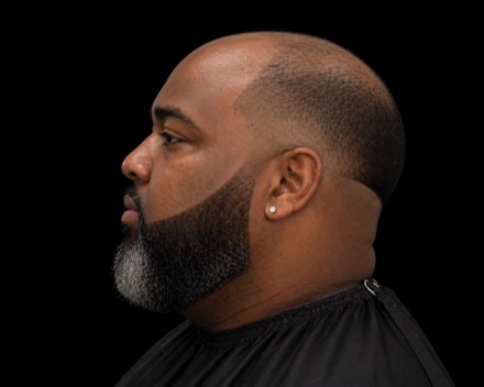 Horseshoe Recession with Blended Crown and Boxed Beard — barber reference photo